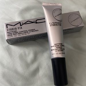 NWT MAC Studio Fix Mattifine  12hr Primer